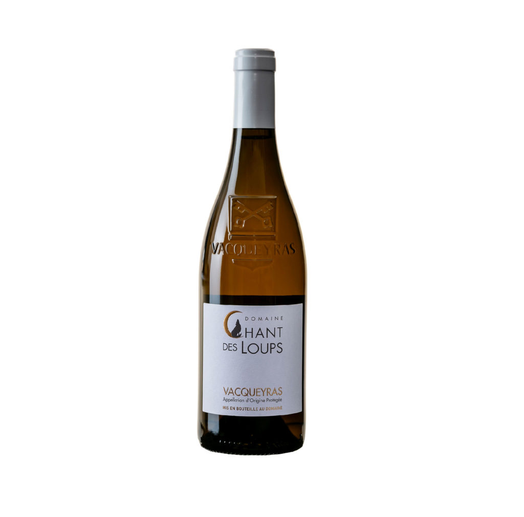 bouteille de vin détourée AOC Vacqueyras bio blanc Domaine Chant des Loups